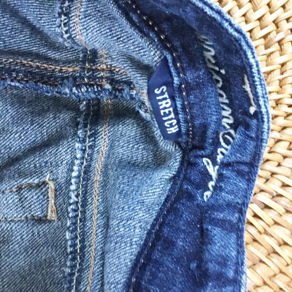 America Eagle Short Shorts Size 2 Stretch Jean - Picture 3 of 5